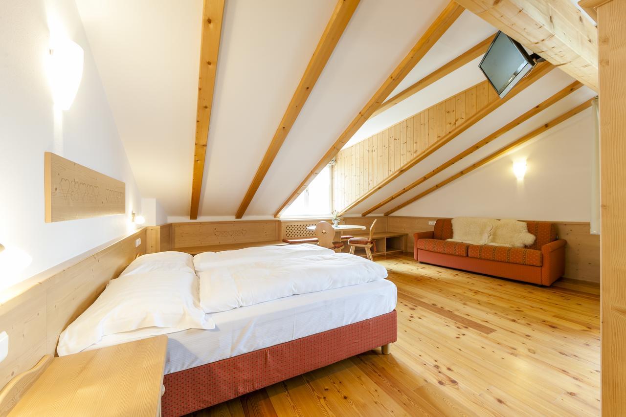 Berggasthof Locanda Alpina Dorfner Монтаня Екстериор снимка